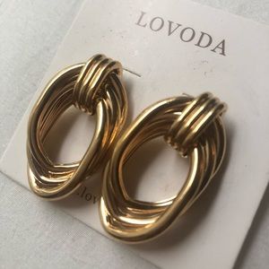 Lovoda Small Gold Braided Hoops